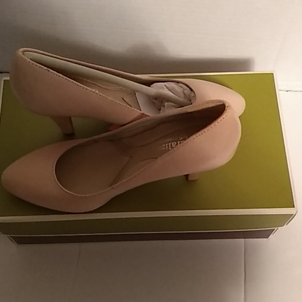 Ladies Naturalizer Clava Shoes